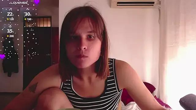 Girls: discover live performances with matured cam models, from teasing to fixations, in a variety of stunning live sex cams.