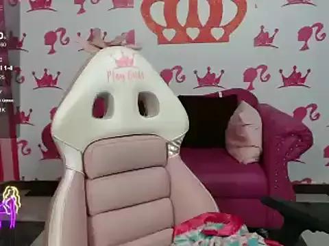 Girls: discover live performances with matured cam models, from teasing to fixations, in a variety of stunning live sex cams.