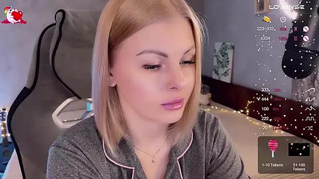 Girls: discover live performances with matured cam models, from teasing to fixations, in a variety of stunning live sex cams.