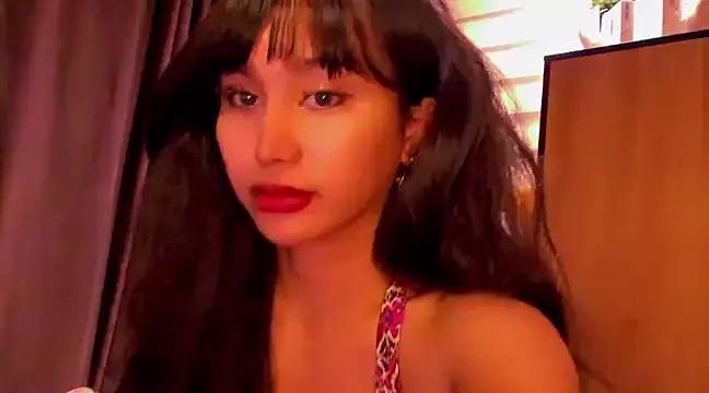 Girls: discover live performances with matured cam models, from teasing to fixations, in a variety of stunning live sex cams.