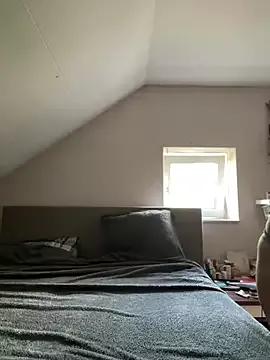 yourhornyslut from StripChat is Freechat