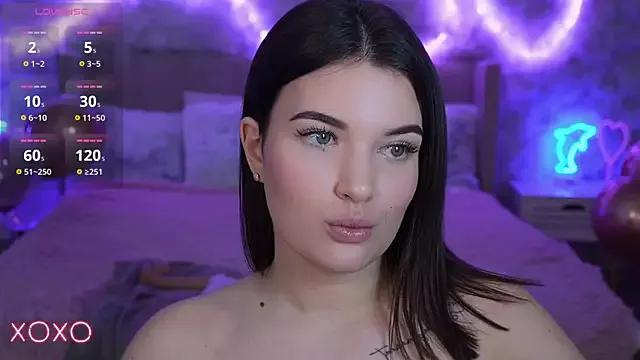 Girls: discover live performances with matured cam models, from teasing to fixations, in a variety of stunning live sex cams.