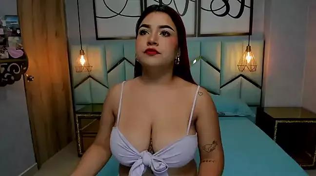Girls: discover live performances with matured cam models, from teasing to fixations, in a variety of stunning live sex cams.