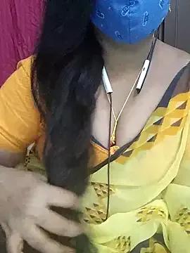 yours-kavaya from StripChat is Freechat