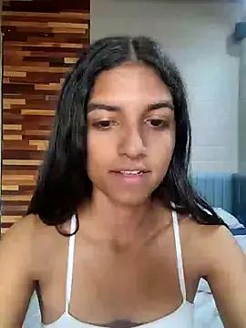 YuliethPetite from StripChat is Freechat