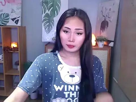 Yumfucker17 from StripChat is Freechat