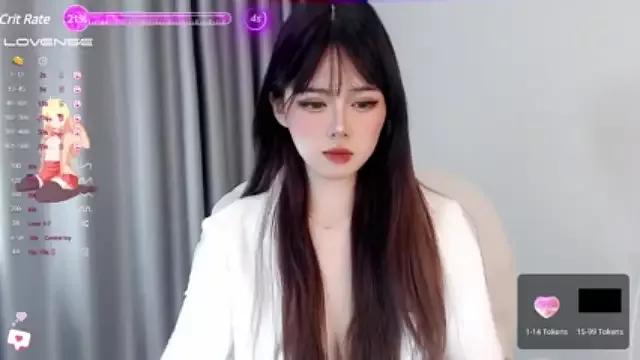 yuumi_i from StripChat