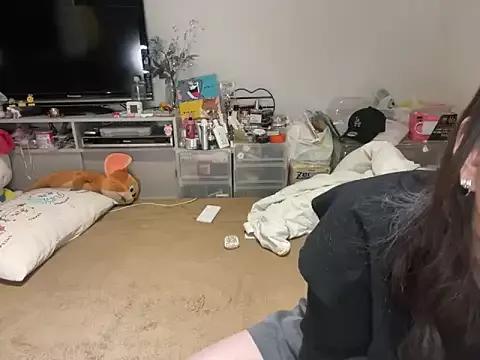 yuura_yura from StripChat