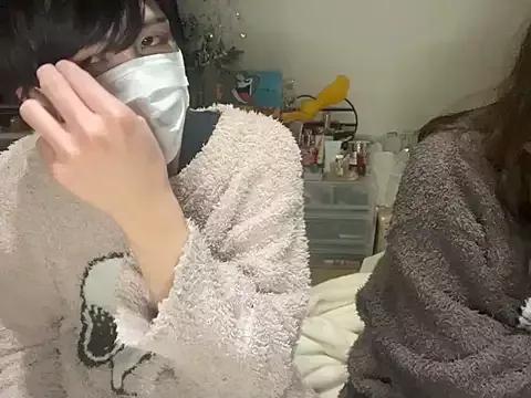 yuura_yura from StripChat