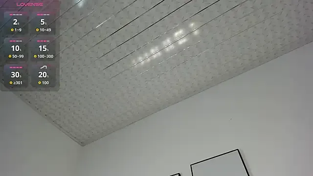 Zahra_milks on StripChat