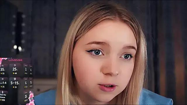 ZaraCreedon from StripChat is Freechat