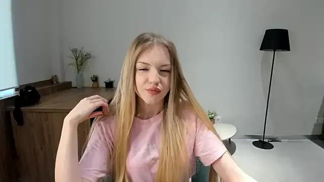 Girls: discover live performances with matured cam models, from teasing to fixations, in a variety of stunning live sex cams.