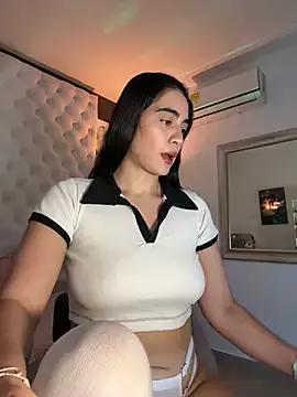 ZarahEvans from StripChat