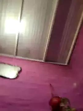 ZaraHoney from StripChat