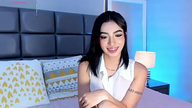 ZarayStict from StripChat is Freechat