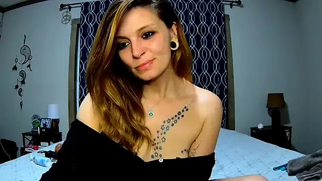 ZeelaXoXo from StripChat