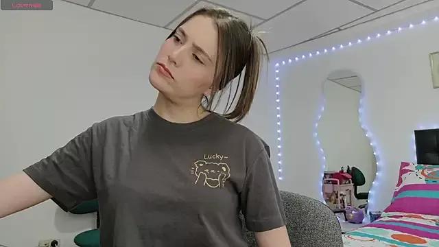 Zoe_palmer_ from StripChat is Freechat