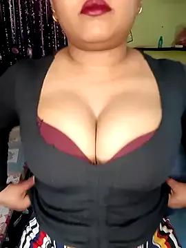 Girls: discover live performances with matured cam models, from teasing to fixations, in a variety of stunning live sex cams.